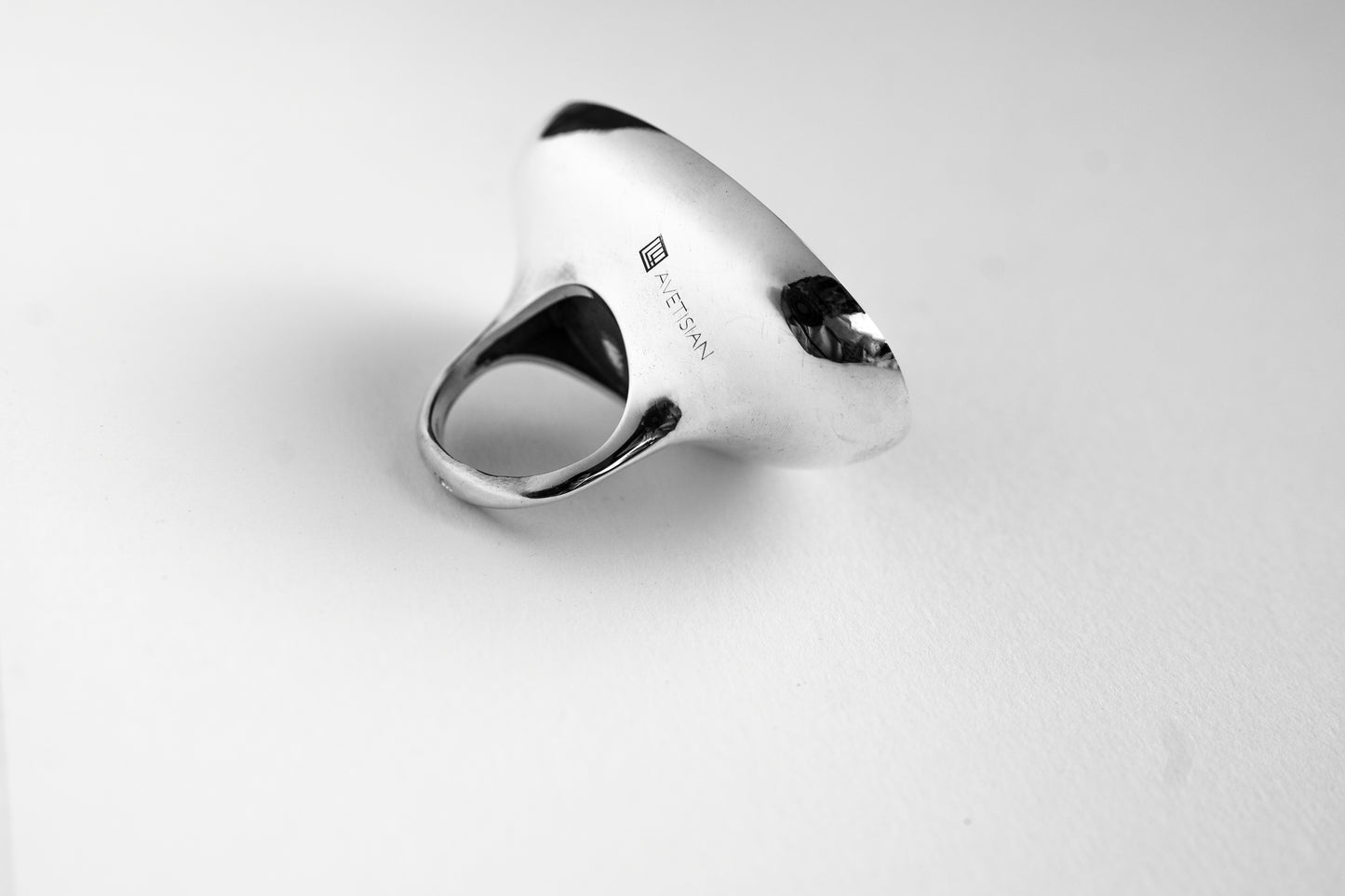 Cosmic Minimalism: Silver Ring Collection Takes You to "Space"
