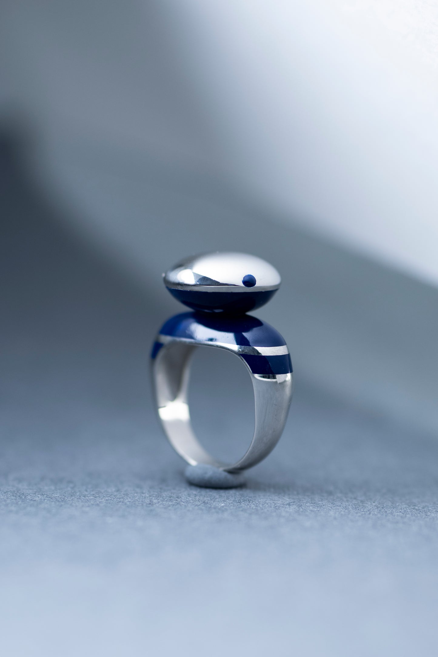 'Equilibrium4' Silver and Ultramarine Blue Enamel Ring