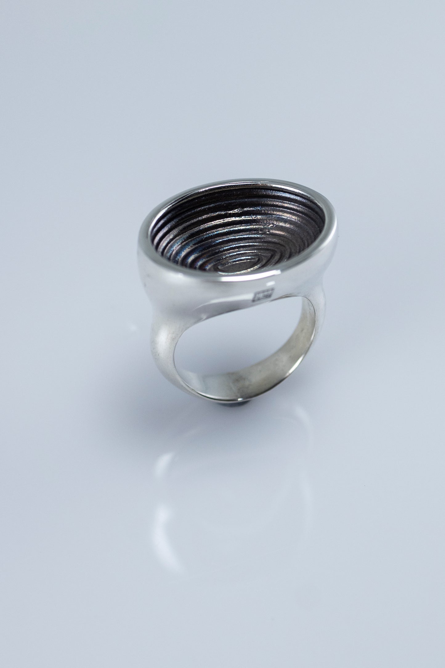 Cosmic Minimalism: Silver Ring Collection Takes You to "Space2"