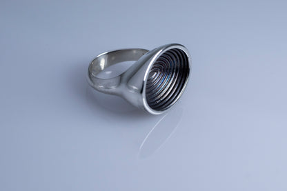 Cosmic Minimalism: Silver Ring Collection Takes You to "Space2"